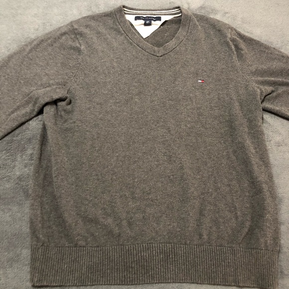 Tommy Hilfiger Other - {x2 HP🥳} Men’s * Tommy Hilfiger * Gray Sweater